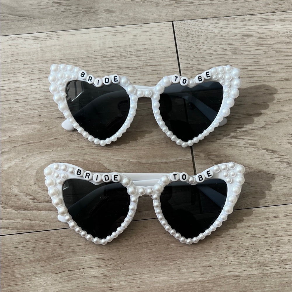 White Pearl 'Bride to Be' Sunglasses